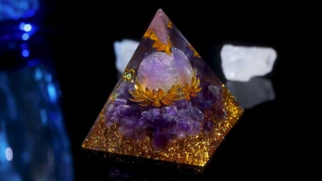 Hopeseed amethyst flower of life orgone pyramid